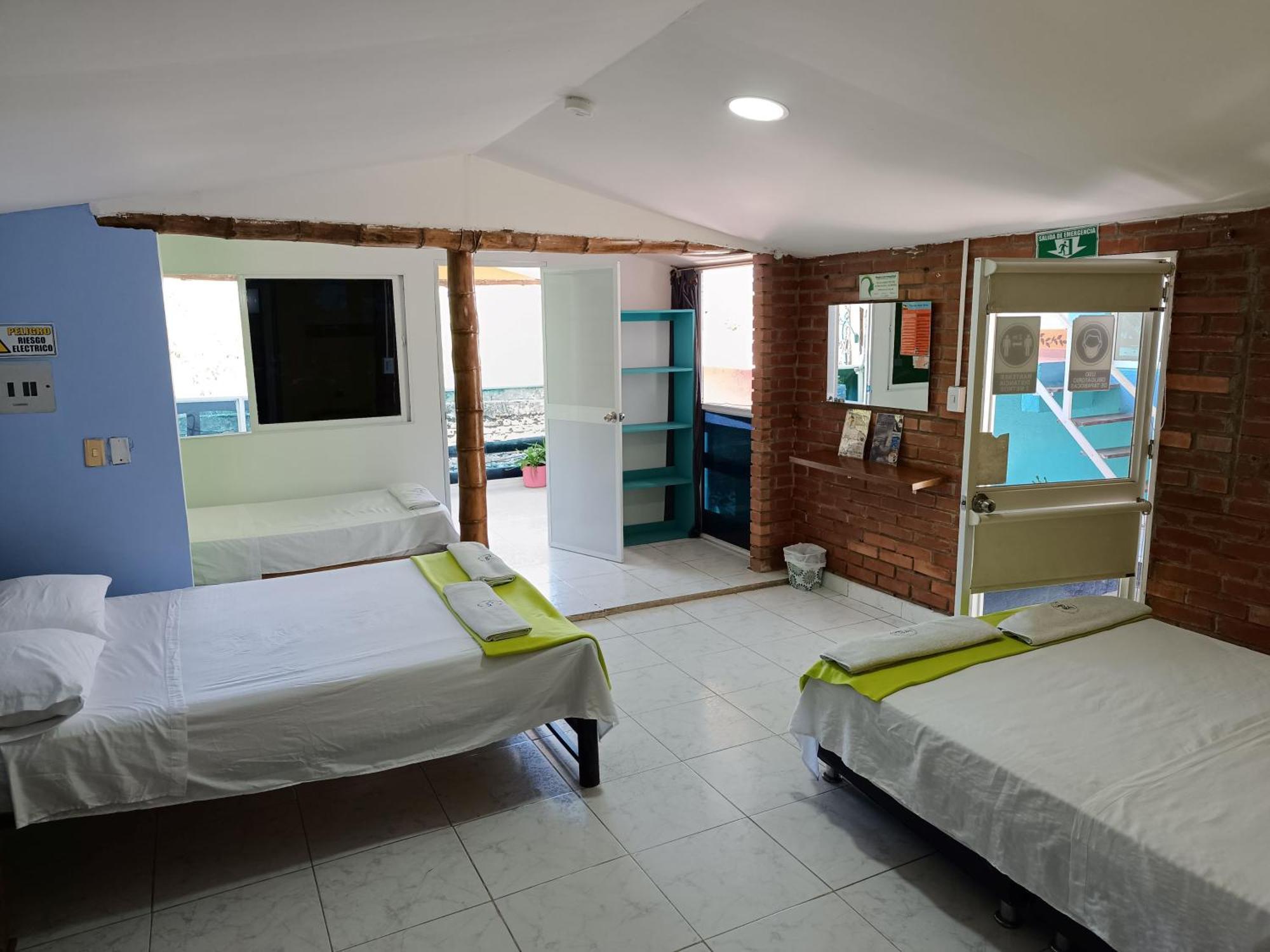 טגאנגה Tayrona Colors Hostel מראה חיצוני תמונה